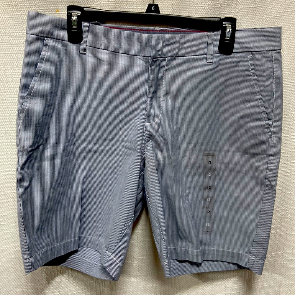 Tommy Hilfiger pinstripes shorts